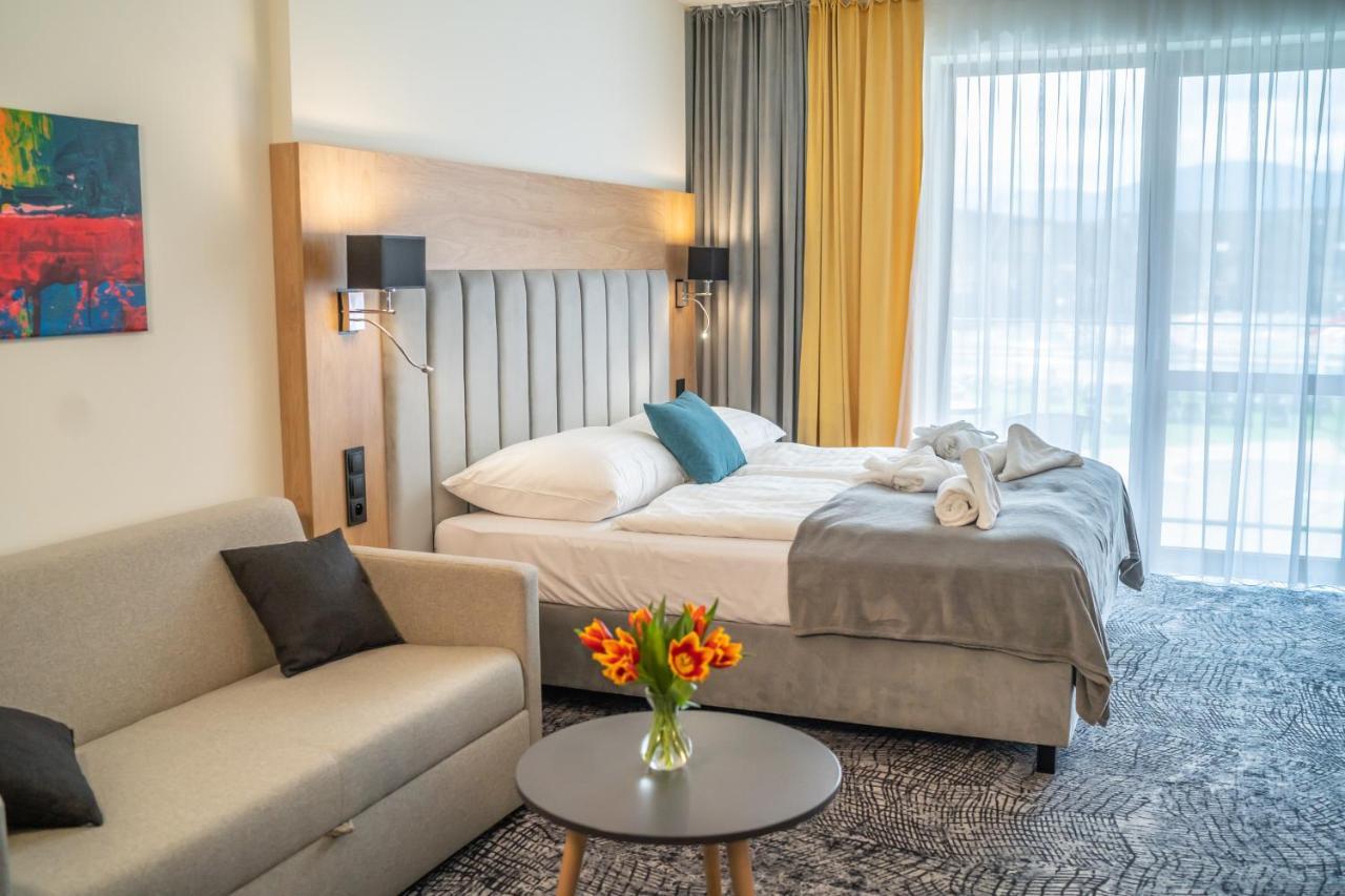 Lux Apartman V Hoteli Akvamarin Bešeňová Εξωτερικό φωτογραφία