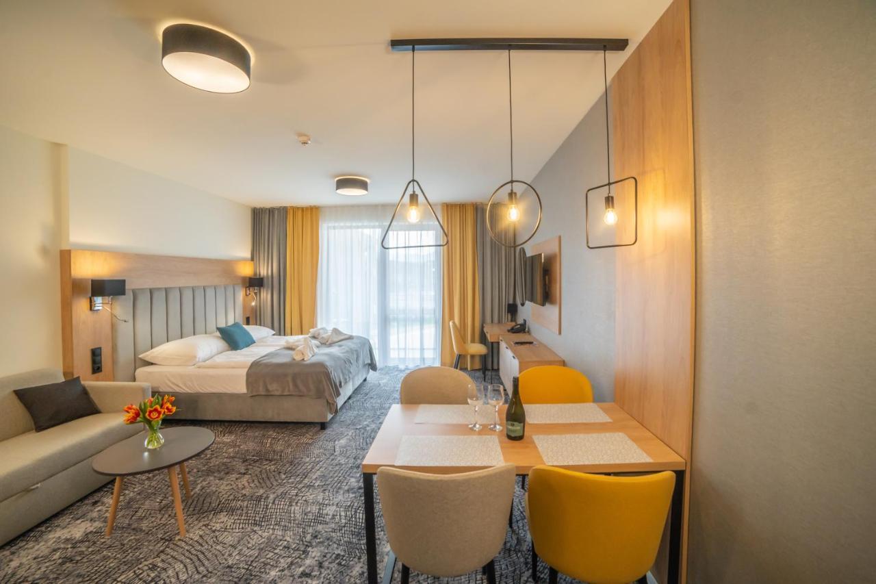 Lux Apartman V Hoteli Akvamarin Bešeňová Εξωτερικό φωτογραφία