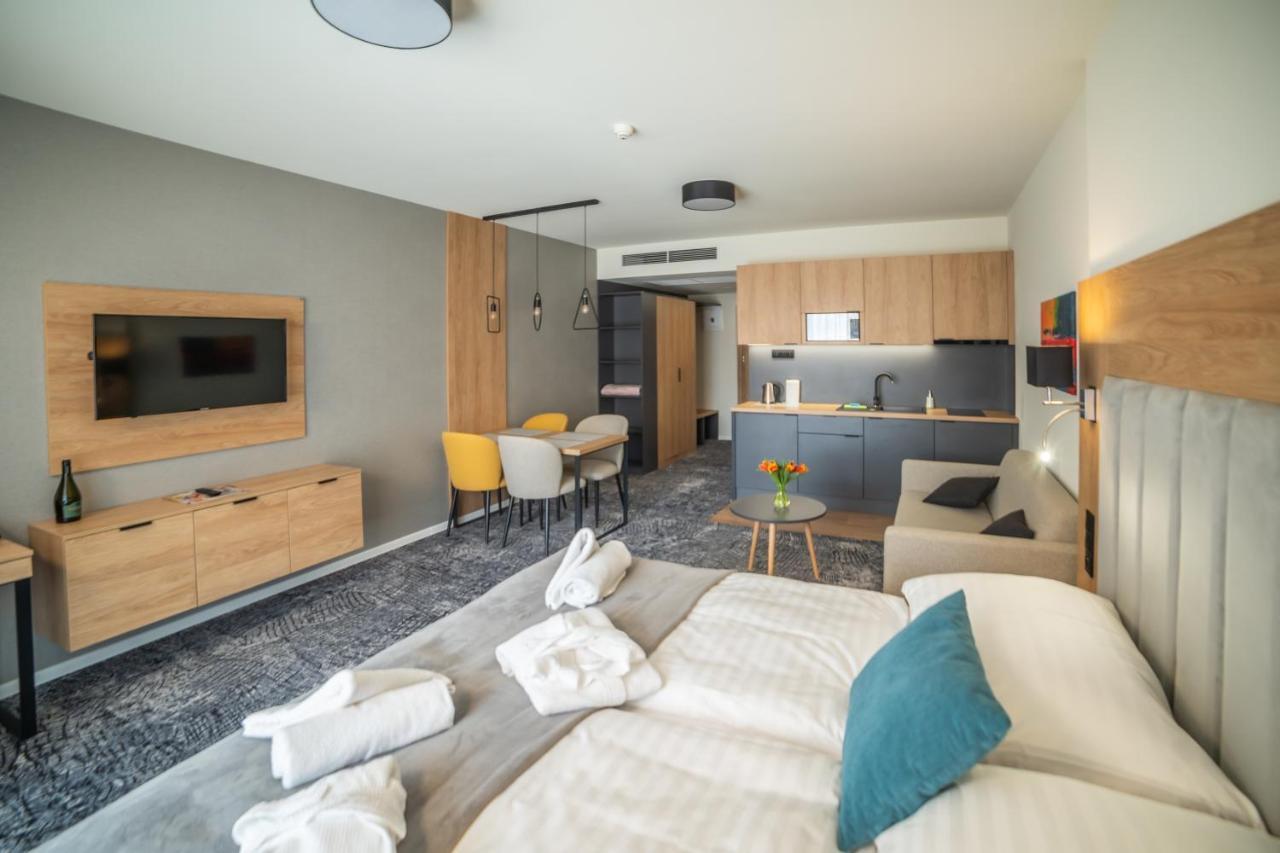 Lux Apartman V Hoteli Akvamarin Bešeňová Εξωτερικό φωτογραφία